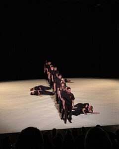 Danseurs sur scène